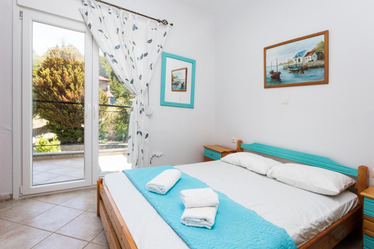 Fotini'S House Apartment เนอา สกีโอนี ภายนอก รูปภาพ